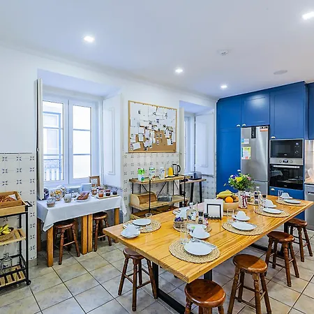 Lr 4* Лиссабон